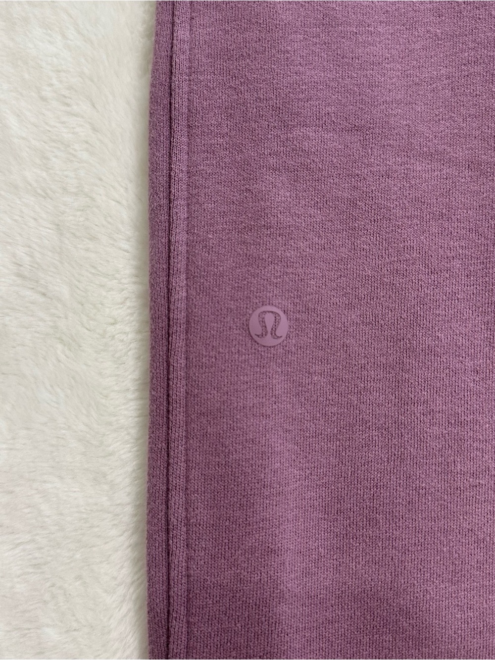 Lululemon Scuba Mid-Rise Wide-Leg Pant Lavender Dew S - Picture 3 of 13